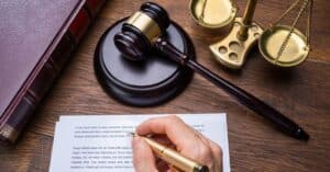 How much does a debt settlement lawyer cost – debt settlement lawyer fees explained